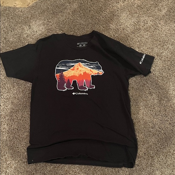 Columbia Other - Columbia men’s Medium Black T-Shirt with Bear Graphic